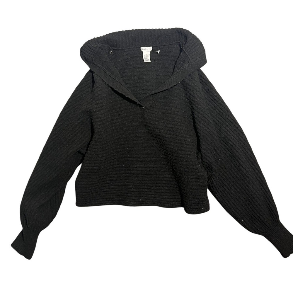 Rue21 Women's Black Ribbed Knit Cropped Sweater Size S Oversized Collar Top